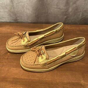 NWT Sperry Topsider Angelfish 1 Eye Boat Shoe tan and gold loafers size 7